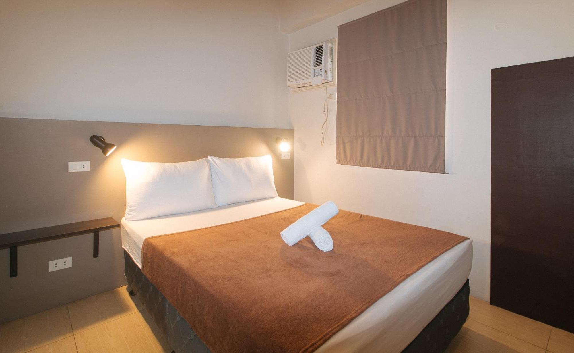 59 Xavierville By Reddoorz Cubao Exterior photo